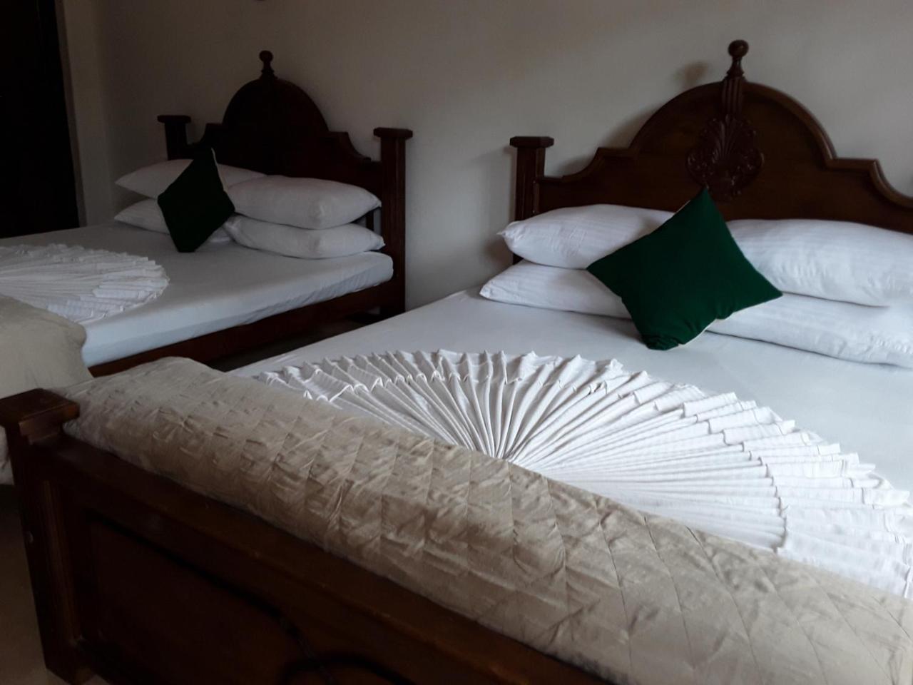 Grand Peak Hotel Ella Ngoại thất bức ảnh